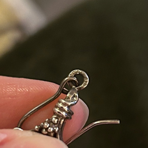 Elegant Silver and Amber Earrings - Picture 4 of 4